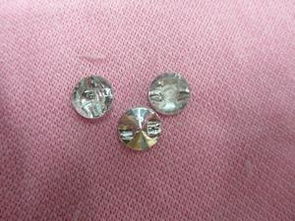 廠家直銷優(yōu)質(zhì)手縫亞克力衛(wèi)星紐扣 多領(lǐng)域應(yīng)用的時尚與實用之選